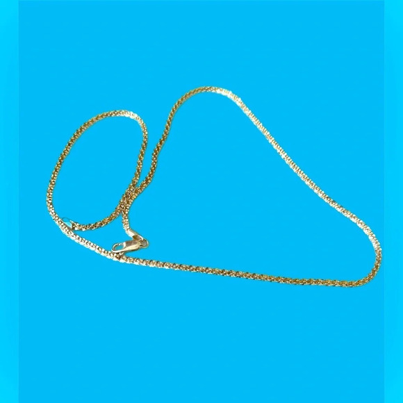 Sterling Silver Necklace made in Italy.  Very light gold tone signed and sparkle - Picture 6 of 7